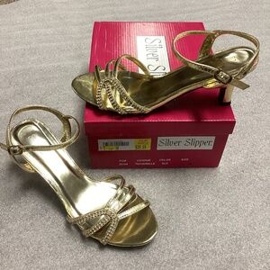 Silver Slipper Belle Gold with Rhinestones 3” High Heels * Size 7.5